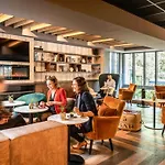 Novotel Sud Szálloda