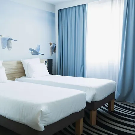 Novotel Sud Hotel 4*