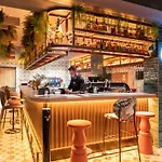 Novotel Sud Hotel 4*