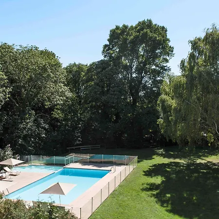 Novotel Valence Sud Hotel 4*