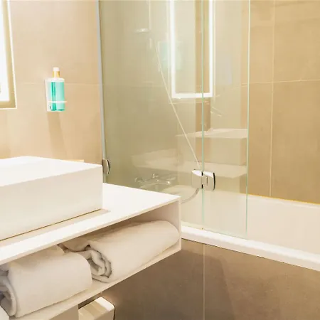Novotel Sud 4*