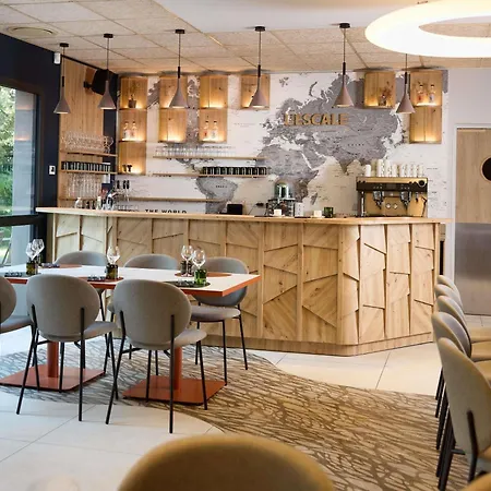 Novotel Sud فندق 4*